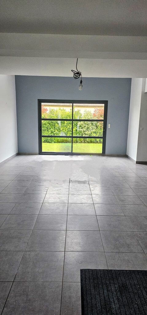 apres-peinture-salon-sours